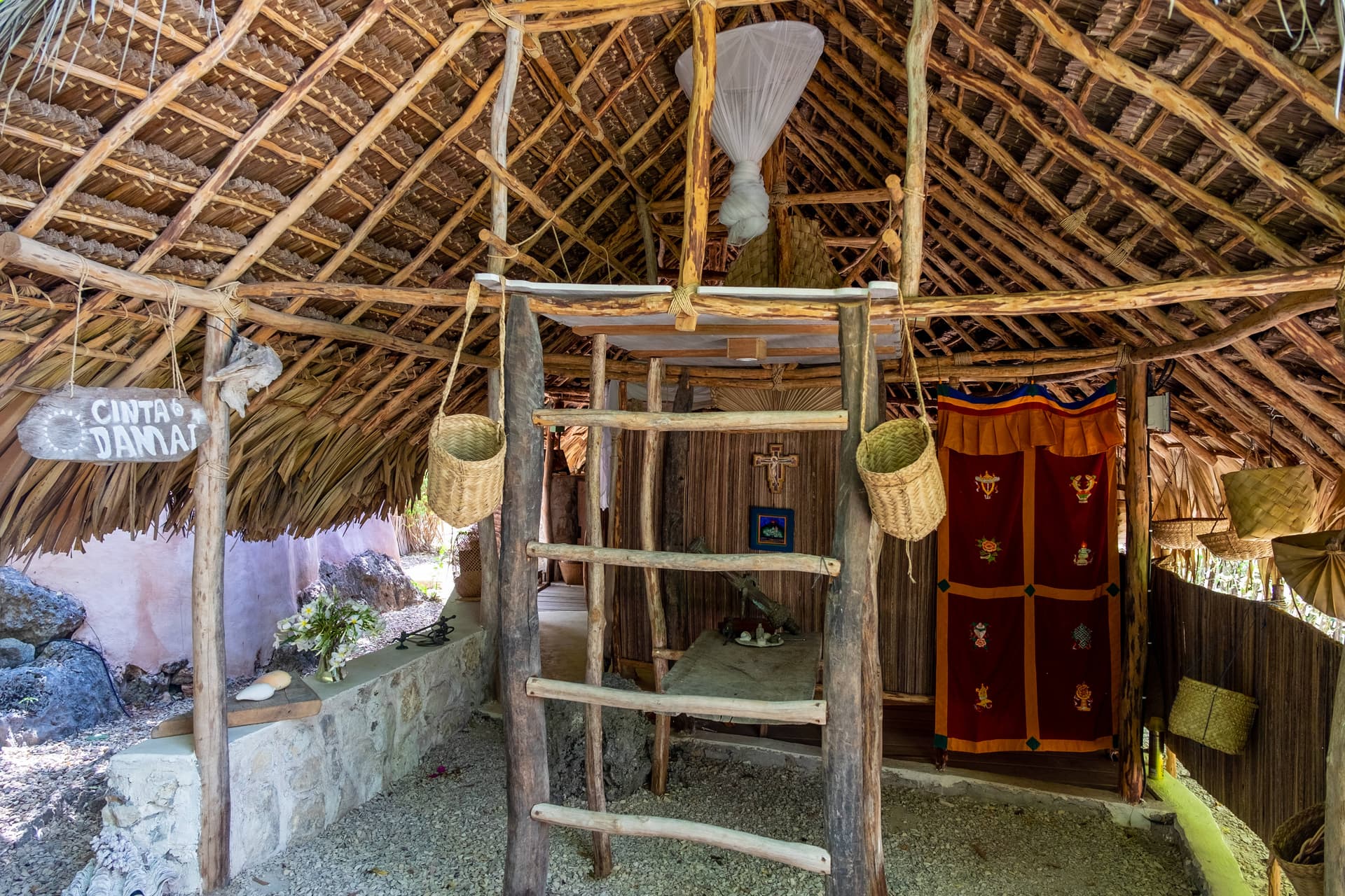 Bungalow Three, image 7