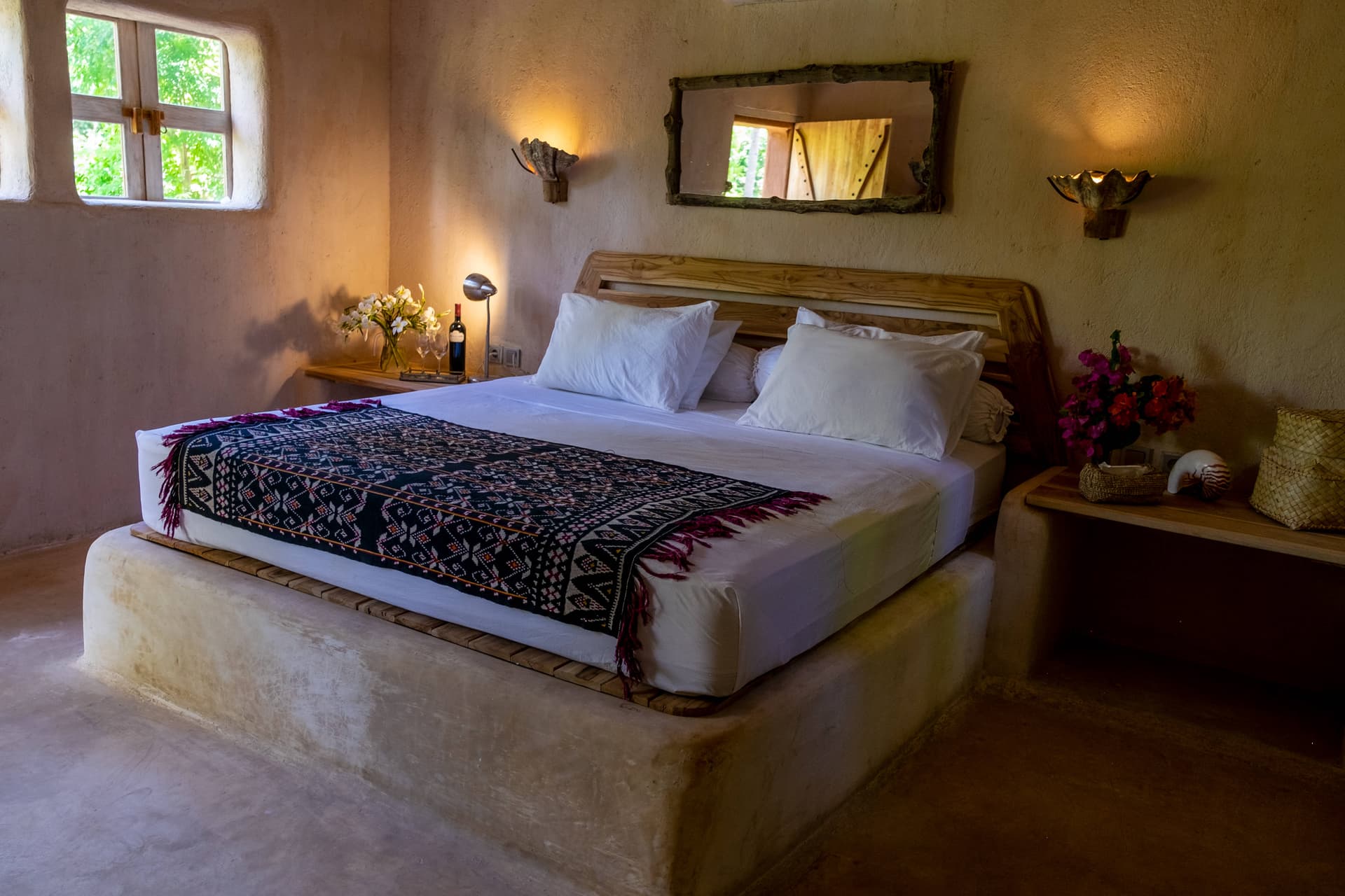 Bungalow Four, image 3